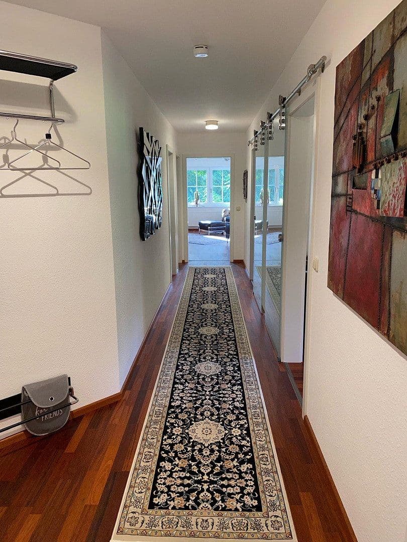 Pronájem bytu 3+1 94 m², Marburg, Hessen Pronájem bytu 3+1 94 m², Marburg, Hessen