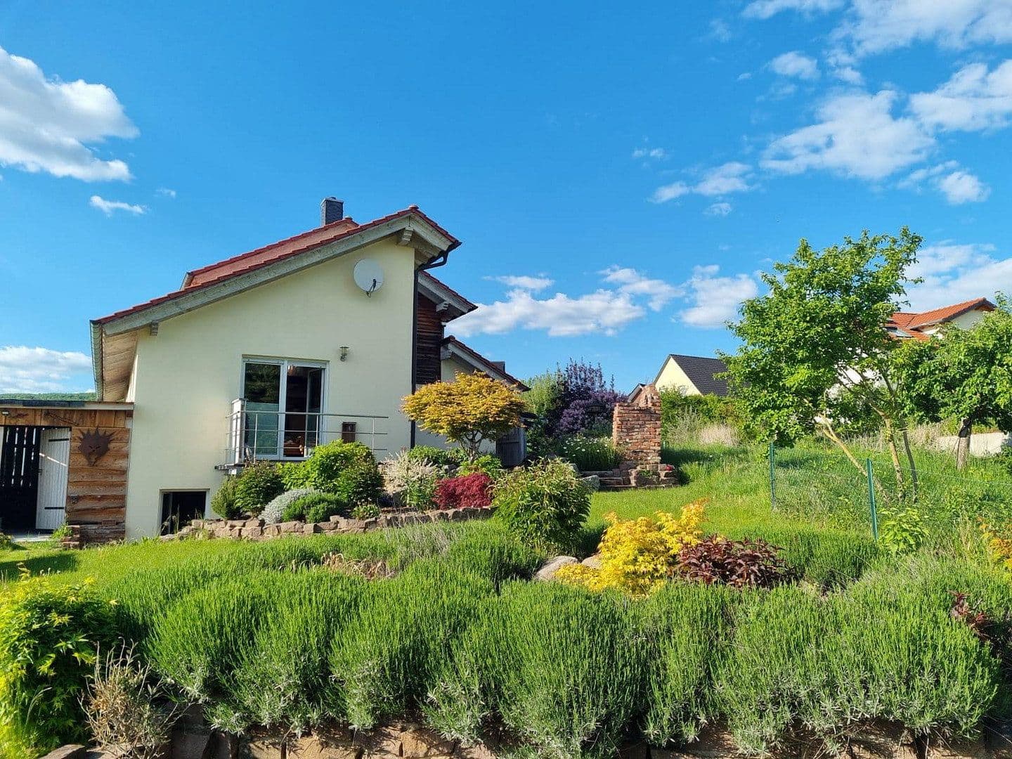Prodej domu 336 m², pozemek 655 m², Einbeck, Dolní Sasko Prodej domu 336 m², pozemek 655 m², Einbeck, Dolní Sasko