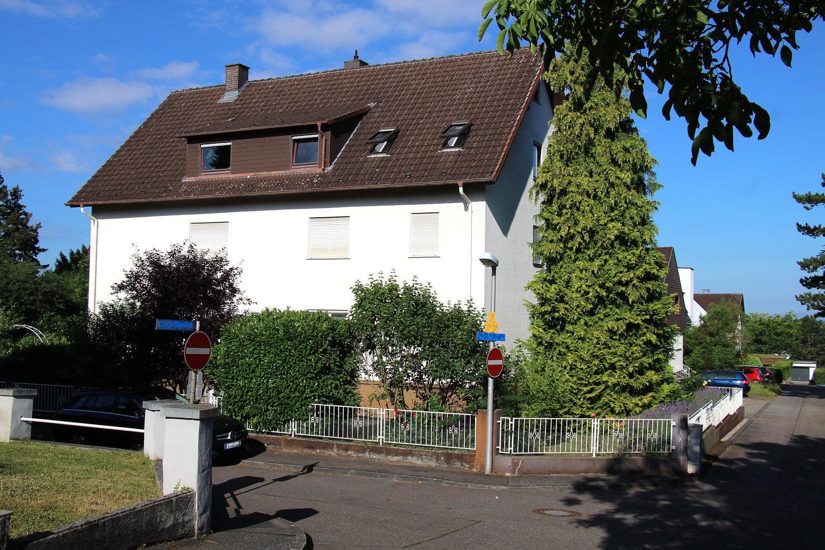 Prodej domu 410 m², pozemek 1.043 m², Bruchsal, Bádensko-Württembersko Prodej domu 410 m², pozemek 1.043 m², Bruchsal, Bádensko-Württembersko