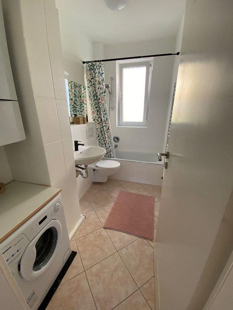 Pronájem bytu 2+1 49 m², Voltastraße 57, Frankfurt am Main, Hessen Pronájem bytu 2+1 49 m², Voltastraße 57, Frankfurt am Main, Hessen