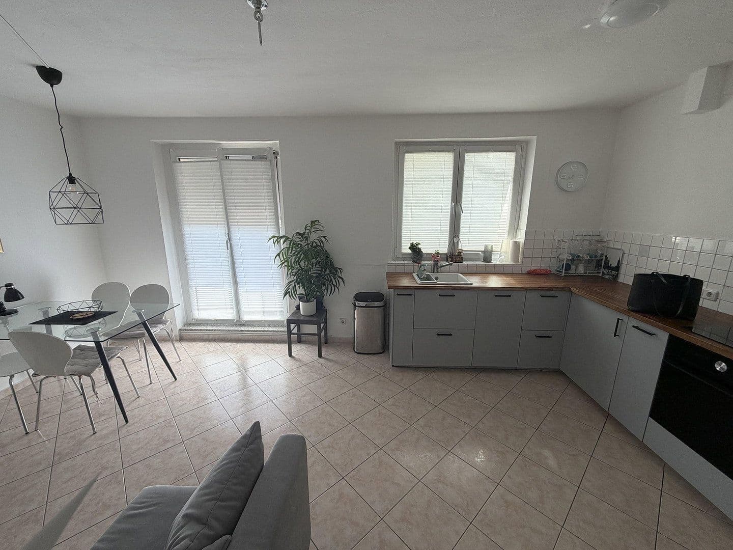 Pronájem bytu 2+1 49 m², Voltastraße 57, Frankfurt am Main, Hessen Pronájem bytu 2+1 49 m², Voltastraße 57, Frankfurt am Main, Hessen