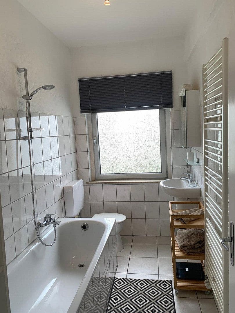 Prodej bytu 2+1 57 m², Wormser Str. 49, Köln, Severní Porýní-Vestfálsko Prodej bytu 2+1 57 m², Wormser Str. 49, Köln, Severní Porýní-Vestfálsko