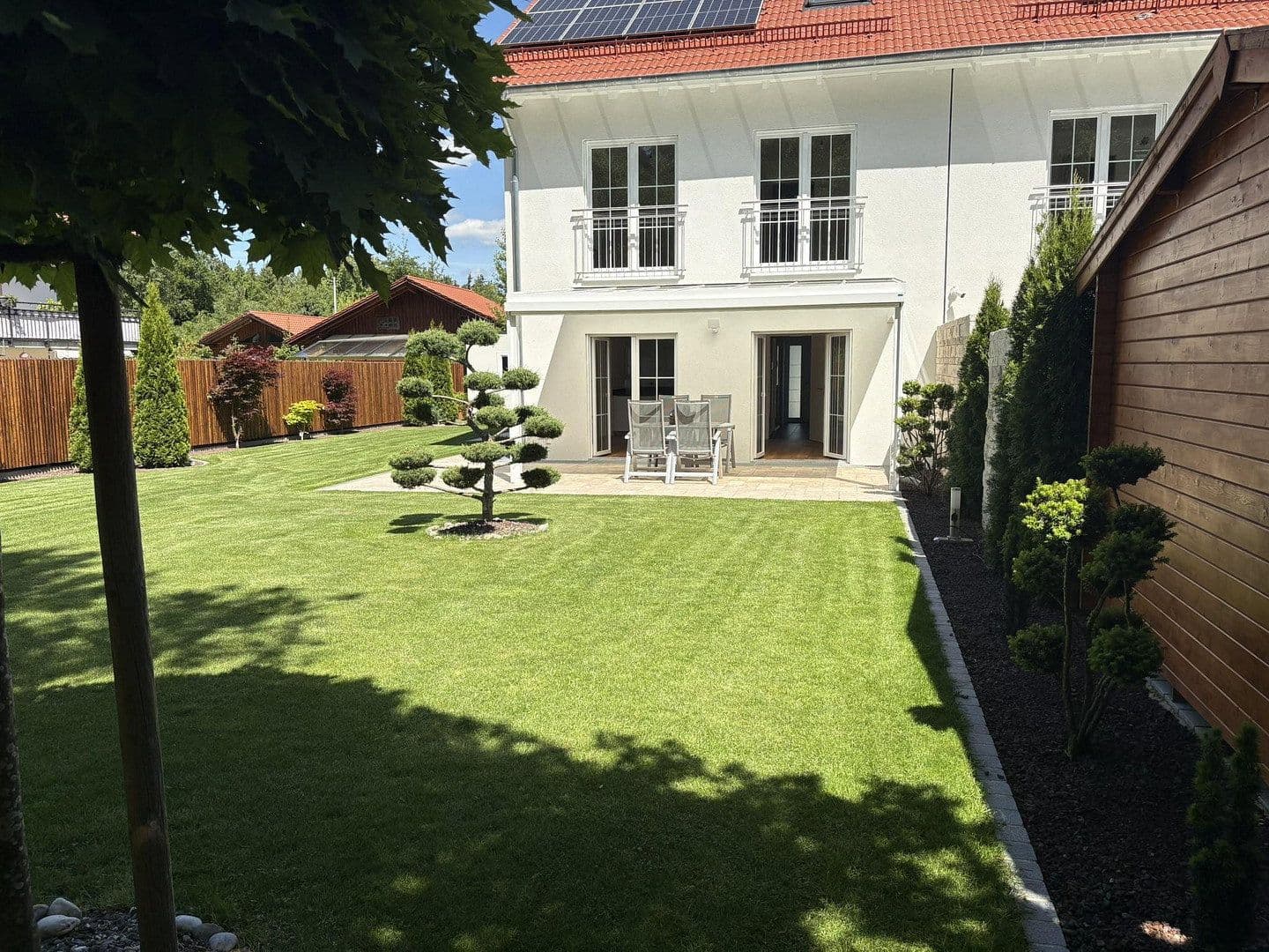 Prodej domu 165 m², pozemek 500 m², Brunnthal, Bavorsko Prodej domu 165 m², pozemek 500 m², Brunnthal, Bavorsko
