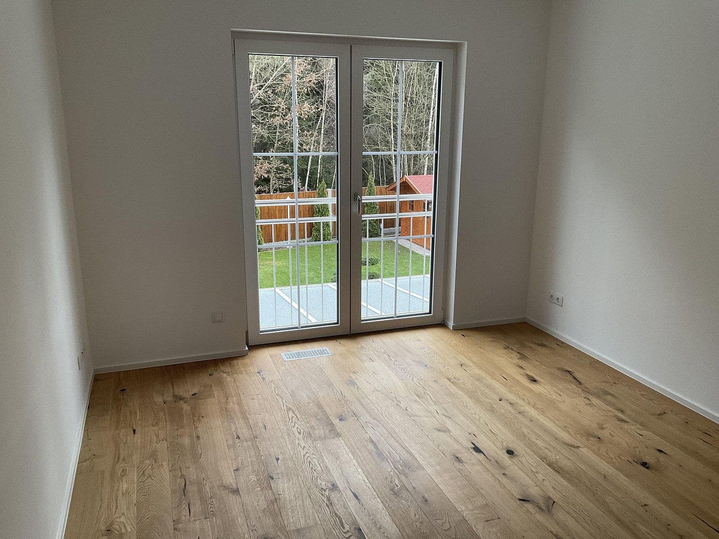 Prodej domu 165 m², pozemek 500 m², Brunnthal, Bavorsko Prodej domu 165 m², pozemek 500 m², Brunnthal, Bavorsko