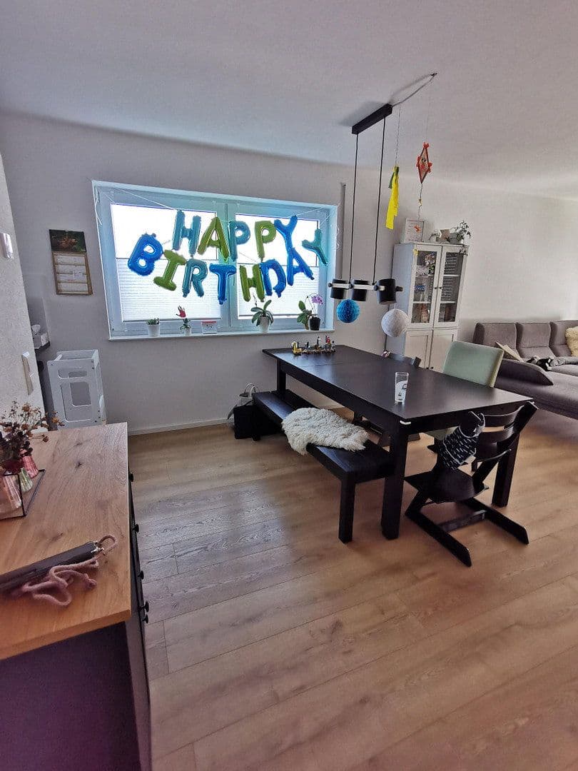 Pronájem domu 146 m², pozemek 266 m², Ellwangen (Jagst), Bádensko-Württembersko Pronájem domu 146 m², pozemek 266 m², Ellwangen (Jagst), Bádensko-Württembersko