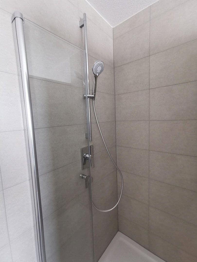 Pronájem domu 146 m², pozemek 266 m², Ellwangen (Jagst), Bádensko-Württembersko Pronájem domu 146 m², pozemek 266 m², Ellwangen (Jagst), Bádensko-Württembersko