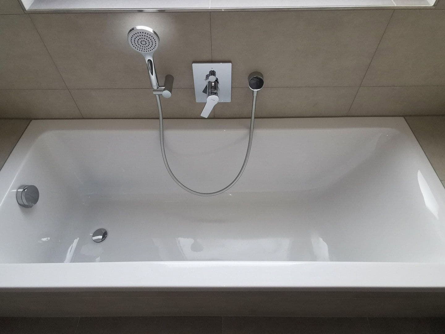 Pronájem domu 146 m², pozemek 266 m², Ellwangen (Jagst), Bádensko-Württembersko Pronájem domu 146 m², pozemek 266 m², Ellwangen (Jagst), Bádensko-Württembersko