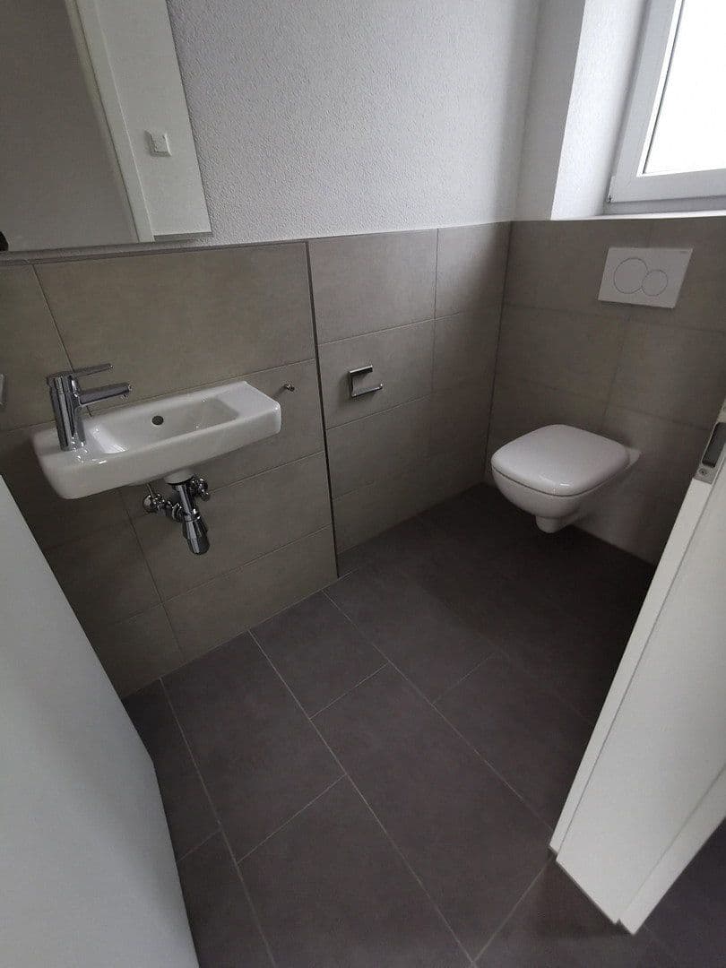 Pronájem domu 146 m², pozemek 266 m², Ellwangen (Jagst), Bádensko-Württembersko Pronájem domu 146 m², pozemek 266 m², Ellwangen (Jagst), Bádensko-Württembersko