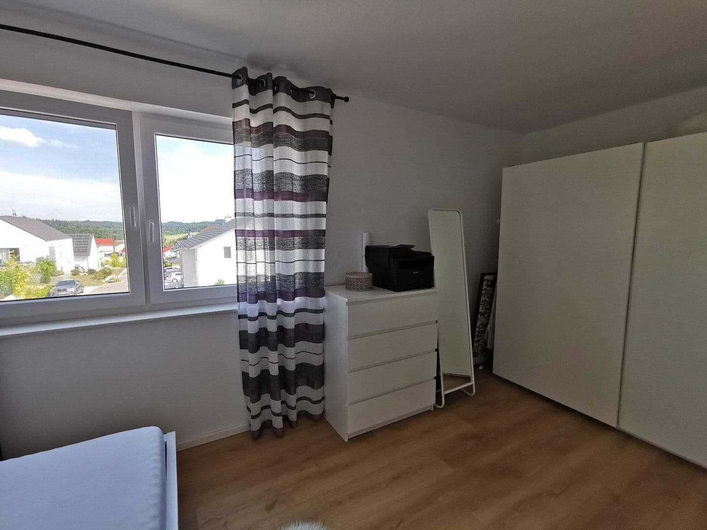 Pronájem domu 146 m², pozemek 266 m², Ellwangen (Jagst), Bádensko-Württembersko Pronájem domu 146 m², pozemek 266 m², Ellwangen (Jagst), Bádensko-Württembersko