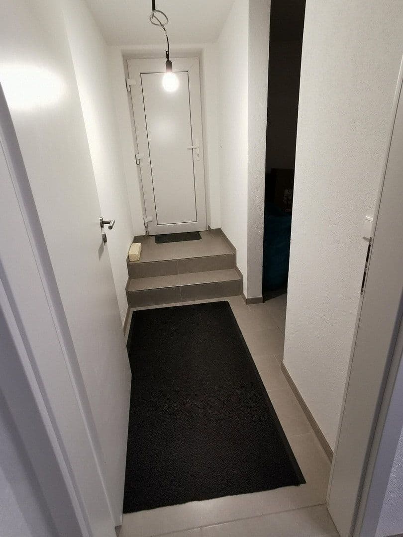 Pronájem domu 146 m², pozemek 266 m², Ellwangen (Jagst), Bádensko-Württembersko Pronájem domu 146 m², pozemek 266 m², Ellwangen (Jagst), Bádensko-Württembersko