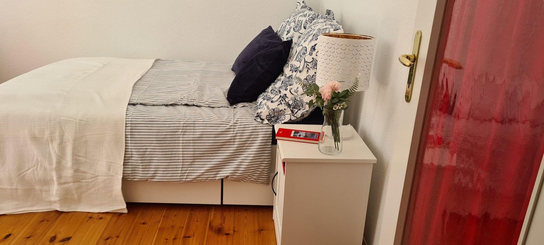 Pronájem bytu 1+1 32 m², Fehrbelliner Straße 39, Berlin, Berlín Pronájem bytu 1+1 32 m², Fehrbelliner Straße 39, Berlin, Berlín