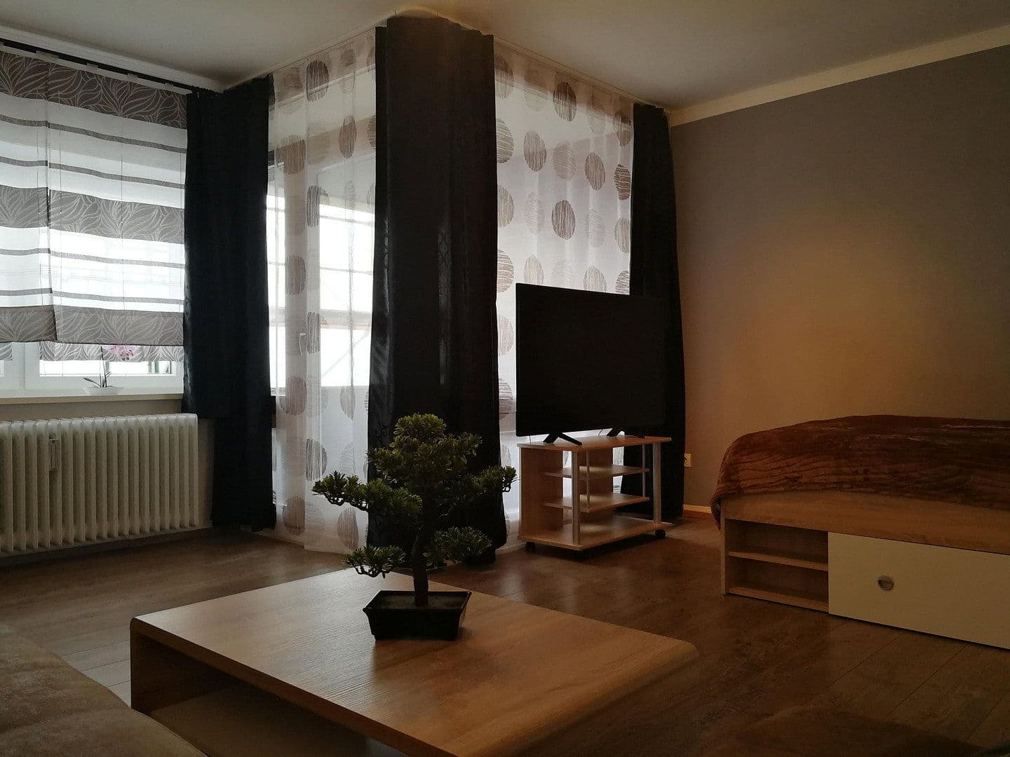 Pronájem bytu 1+kk 42 m², Dresdener Ring 11, Wolfsburg, Dolní Sasko Pronájem bytu 1+kk 42 m², Dresdener Ring 11, Wolfsburg, Dolní Sasko