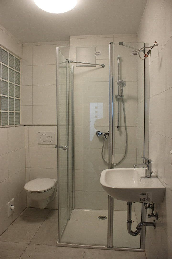 Pronájem bytu 2+kk 70 m², Graneggweg 8, Waldstetten, Bádensko-Württembersko Pronájem bytu 2+kk 70 m², Graneggweg 8, Waldstetten, Bádensko-Württembersko