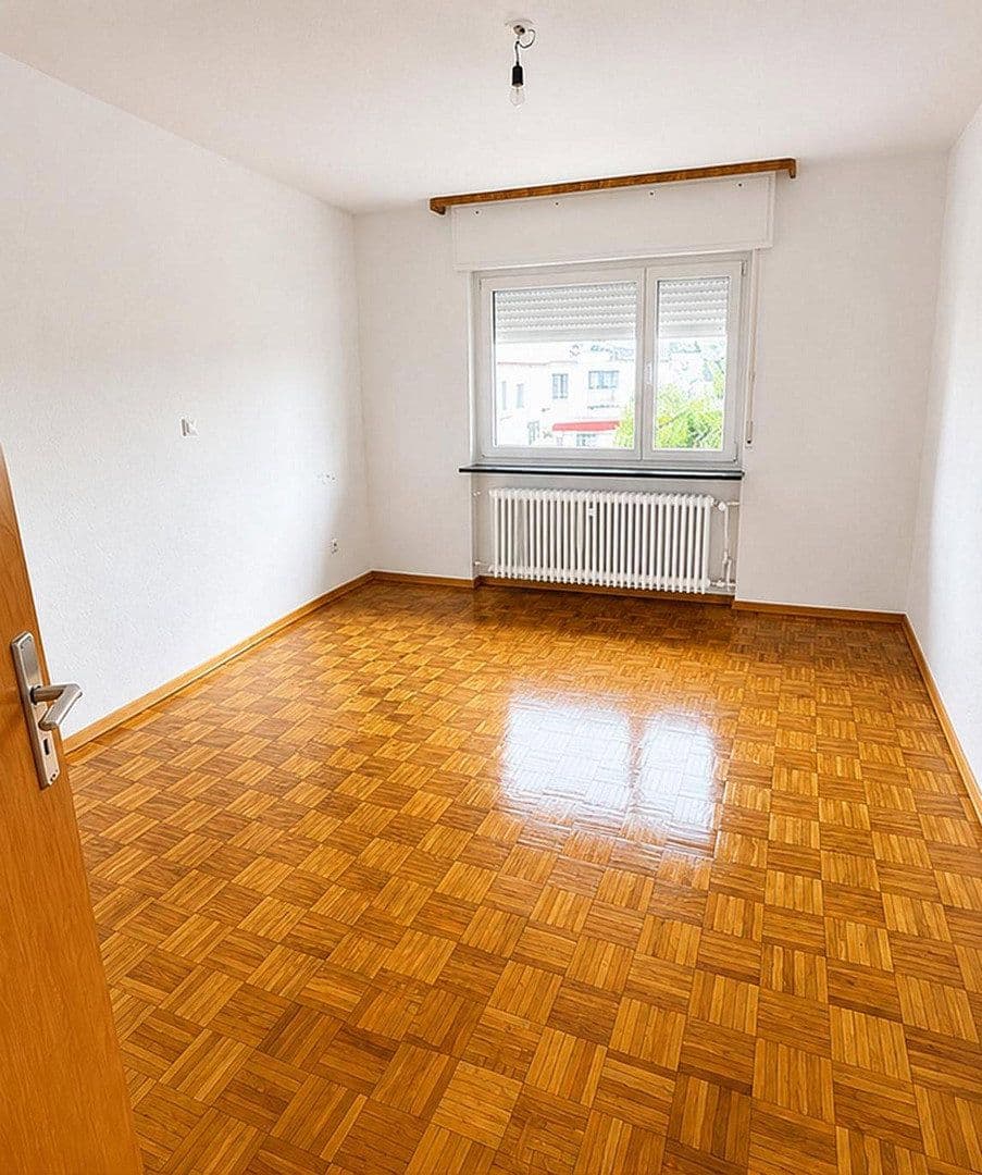 Pronájem bytu 3+1 67 m², Obertshausen, Hessen Pronájem bytu 3+1 67 m², Obertshausen, Hessen