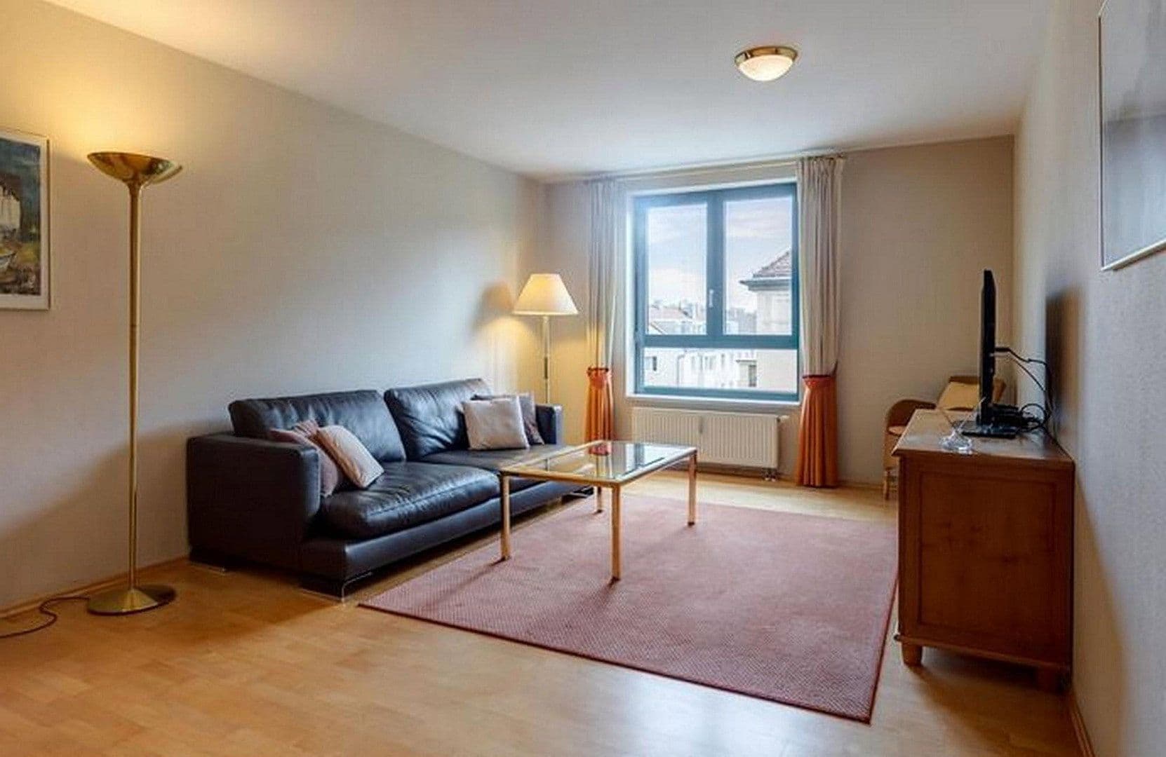 Pronájem bytu 2+1 66 m², Dorotheenstraße 41, Berlin, Berlín Pronájem bytu 2+1 66 m², Dorotheenstraße 41, Berlin, Berlín