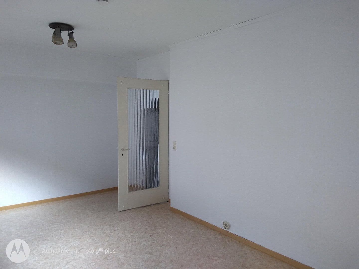 Pronájem bytu 2+1 63 m², Saarbrücken, Země Sársko Pronájem bytu 2+1 63 m², Saarbrücken, Země Sársko