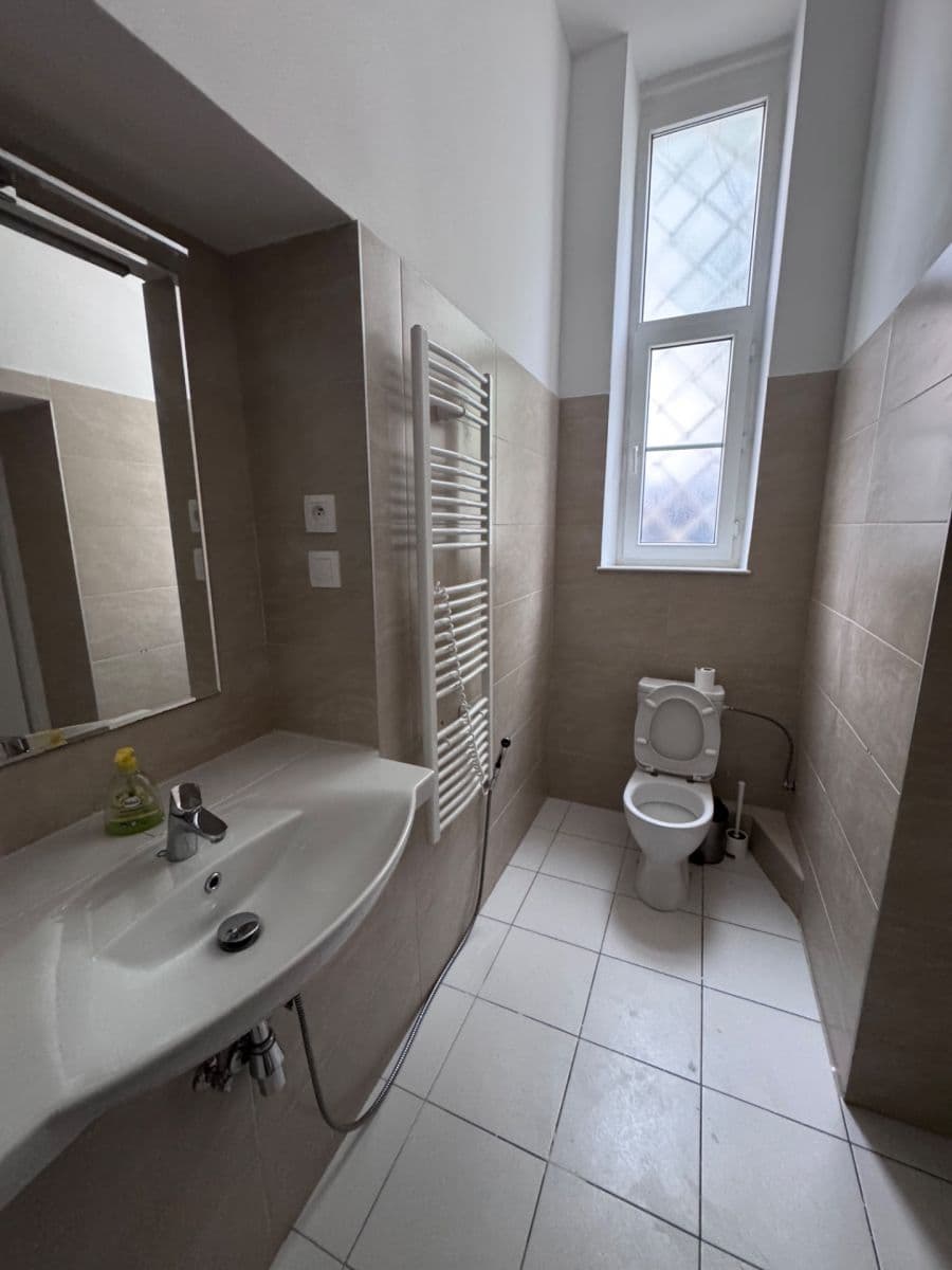Pronájem bytu 2+kk 33 m², Vrchlického, Teplice, Ústecký kraj Pronájem bytu 2+kk 33 m², Vrchlického, Teplice, Ústecký kraj