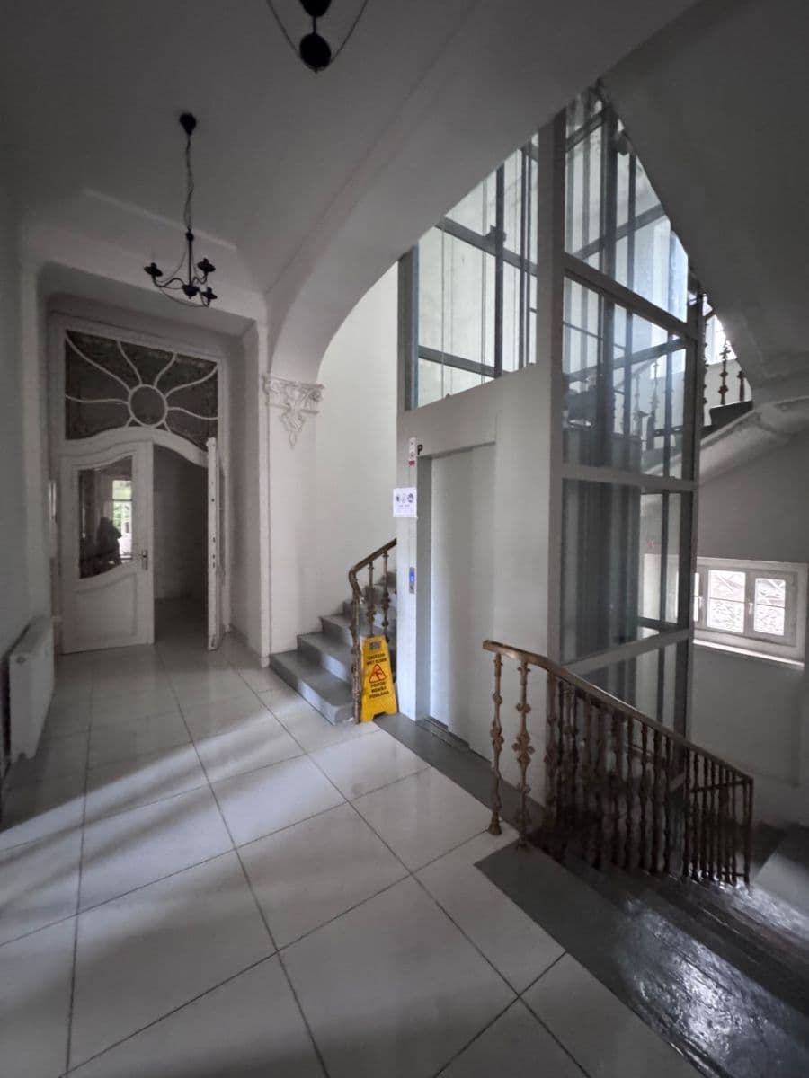 Pronájem bytu 2+kk 33 m², Vrchlického, Teplice, Ústecký kraj Pronájem bytu 2+kk 33 m², Vrchlického, Teplice, Ústecký kraj