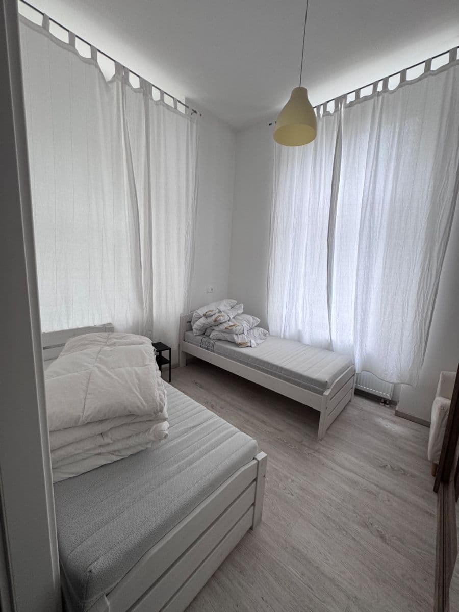 Pronájem bytu 2+kk 33 m², Vrchlického, Teplice, Ústecký kraj Pronájem bytu 2+kk 33 m², Vrchlického, Teplice, Ústecký kraj