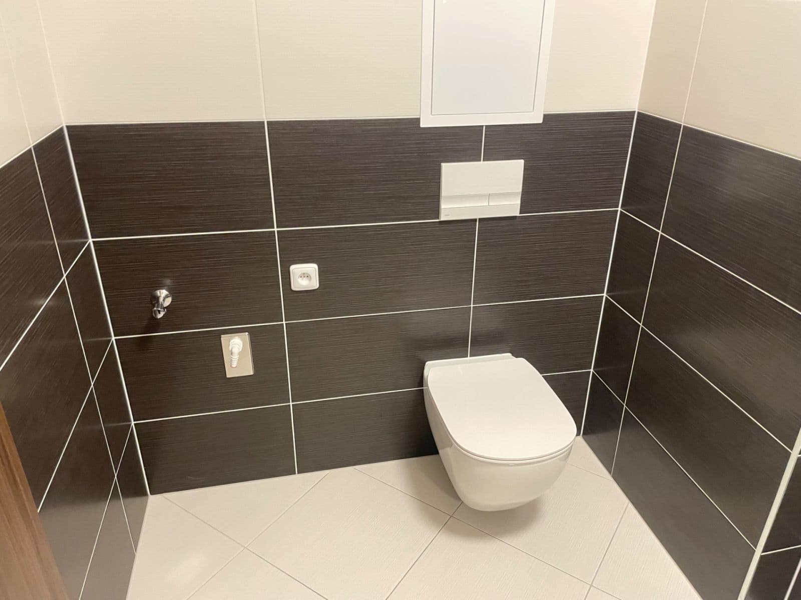 Pronájem bytu 2+kk 52 m², Ondrákové, Praha, Praha Pronájem bytu 2+kk 52 m², Ondrákové, Praha, Praha