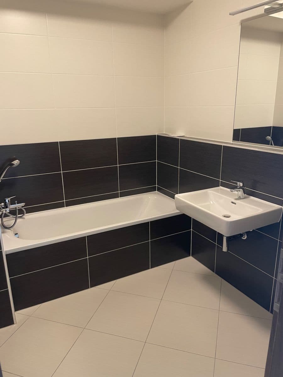 Pronájem bytu 2+kk 52 m², Ondrákové, Praha, Praha Pronájem bytu 2+kk 52 m², Ondrákové, Praha, Praha