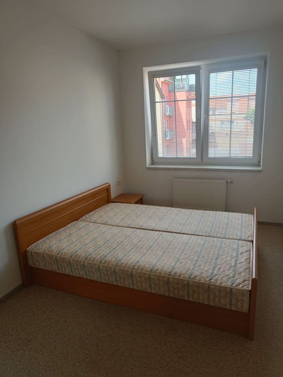 Pronájem bytu 3+kk 73 m², Radyňská, Plzeň, Plzeňský kraj Pronájem bytu 3+kk 73 m², Radyňská, Plzeň, Plzeňský kraj