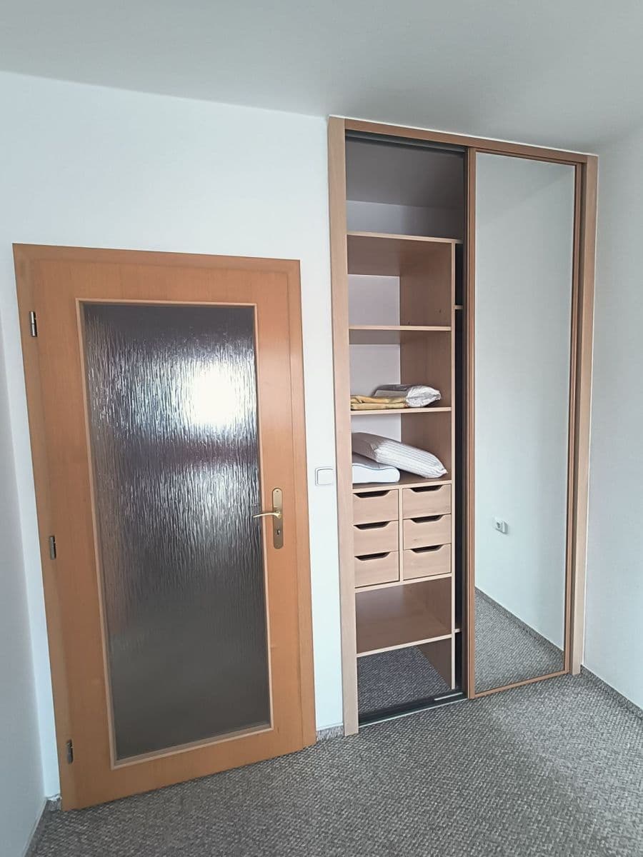 Pronájem bytu 3+kk 73 m², Radyňská, Plzeň, Plzeňský kraj Pronájem bytu 3+kk 73 m², Radyňská, Plzeň, Plzeňský kraj