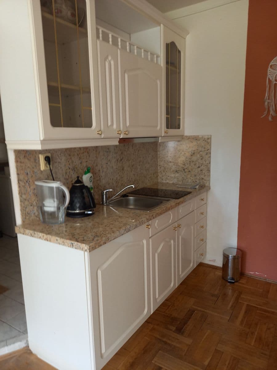 Pronájem bytu 2+kk 35 m², Murgašova, Praha, Praha Pronájem bytu 2+kk 35 m², Murgašova, Praha, Praha
