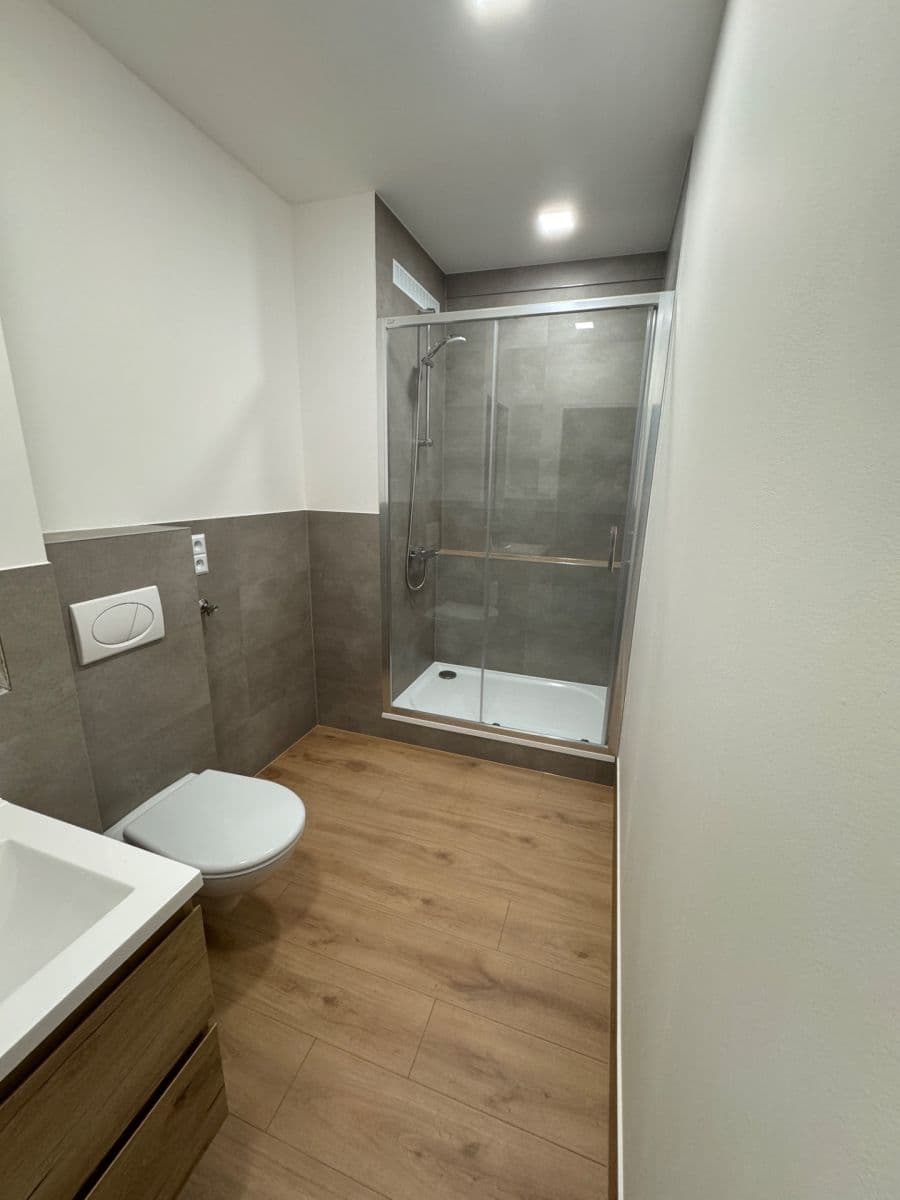 Prodej bytu 3+1 66 m², Pod Hůrkou, Klatovy, Plzeňský kraj Prodej bytu 3+1 66 m², Pod Hůrkou, Klatovy, Plzeňský kraj