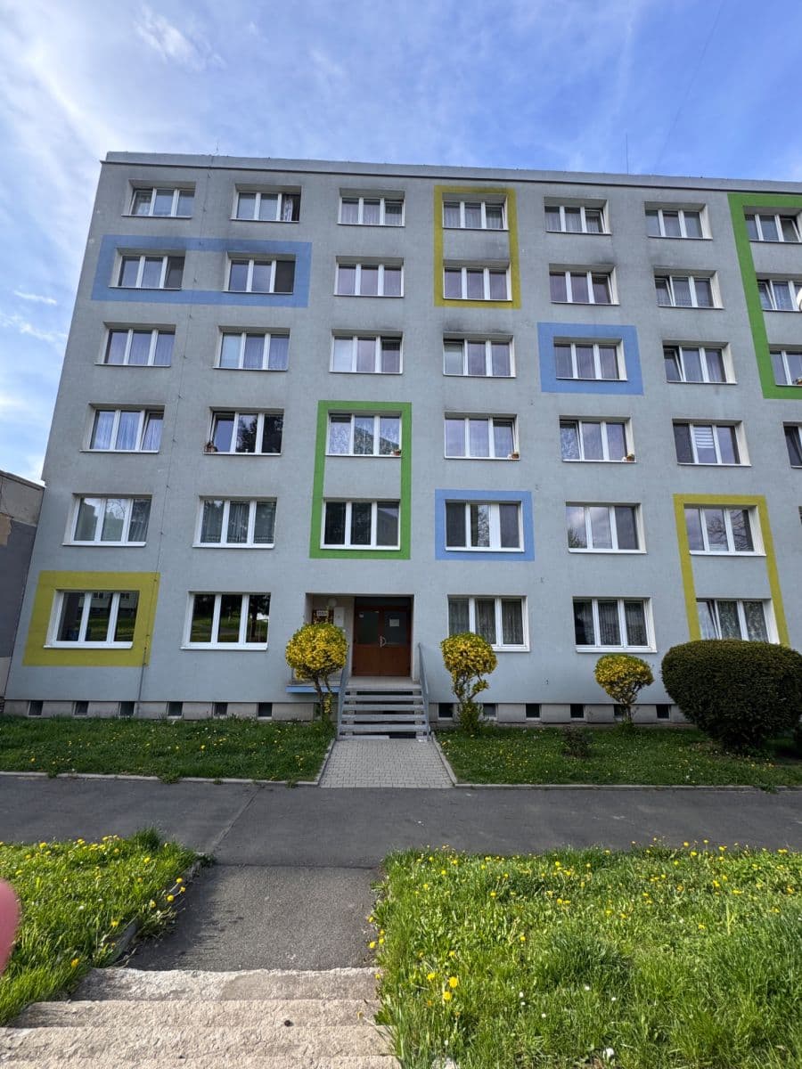 Prodej bytu 3+1 66 m², Pod Hůrkou, Klatovy, Plzeňský kraj Prodej bytu 3+1 66 m², Pod Hůrkou, Klatovy, Plzeňský kraj