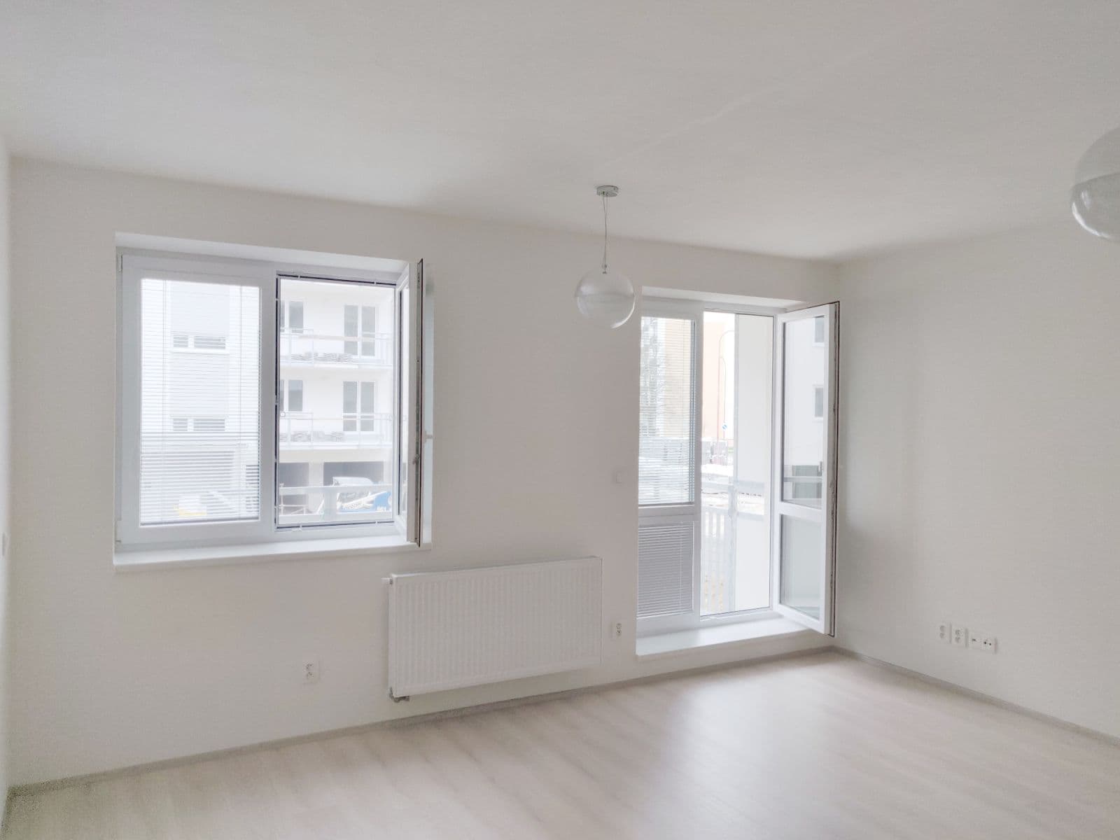 Pronájem bytu 1+kk 32 m², Zahrádky, Uherské Hradiště, Zlínský kraj Pronájem bytu 1+kk 32 m², Zahrádky, Uherské Hradiště, Zlínský kraj