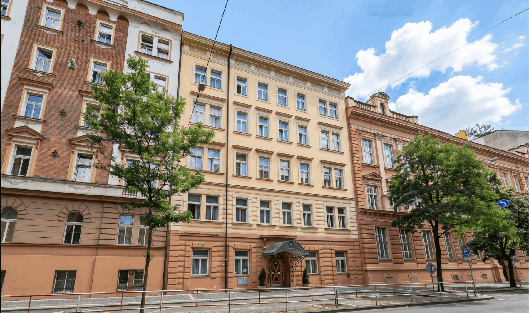 Pronájem bytu 1+1 41 m², Sokolská, Praha, Praha Pronájem bytu 1+1 41 m², Sokolská, Praha, Praha