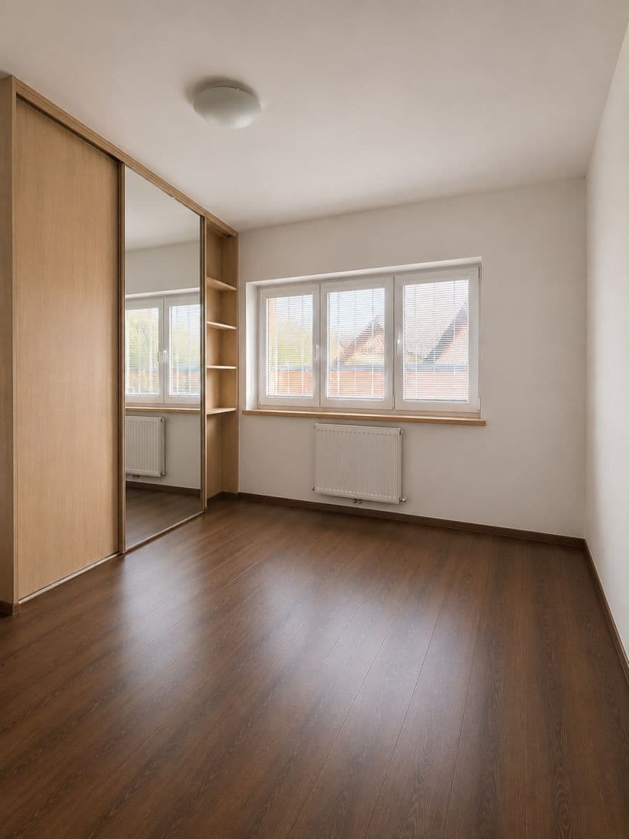 Pronájem bytu 3+kk 95 m², Kutnohorská, Praha, Praha Pronájem bytu 3+kk 95 m², Kutnohorská, Praha, Praha