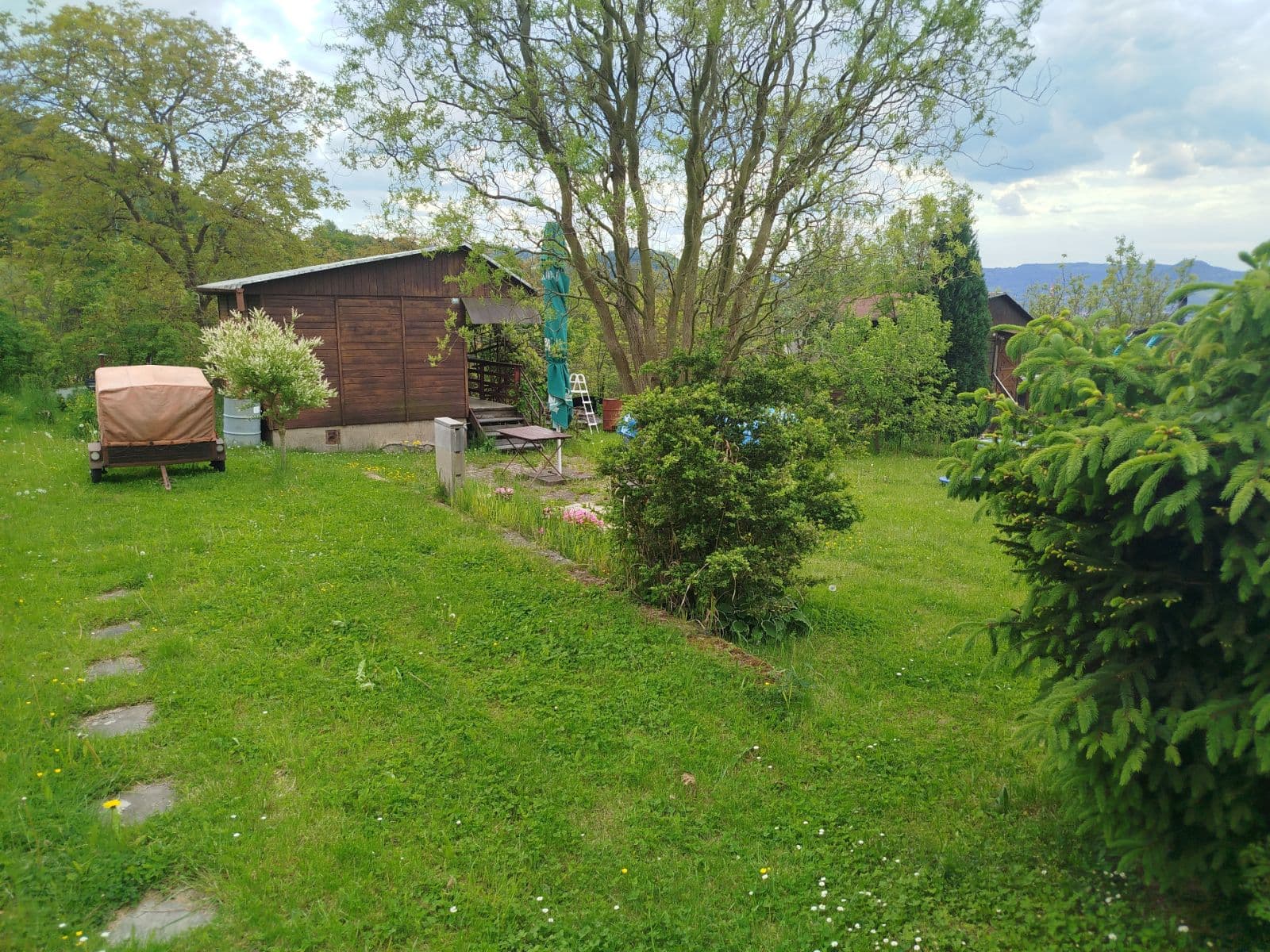 Prodej chaty, chalupy 25 m², pozemek 400 m², Děčín, Ústecký kraj Prodej chaty, chalupy 25 m², pozemek 400 m², Děčín, Ústecký kraj