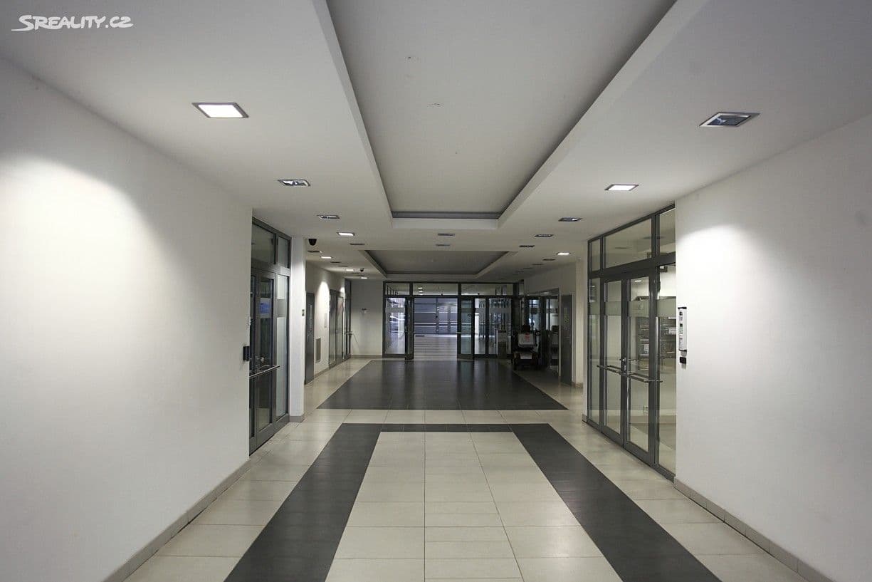 Pronájem bytu 2+kk 62 m², V Háji, Praha, Praha Pronájem bytu 2+kk 62 m², V Háji, Praha, Praha
