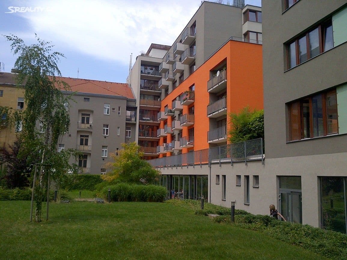 Pronájem bytu 2+kk 62 m², V Háji, Praha, Praha Pronájem bytu 2+kk 62 m², V Háji, Praha, Praha