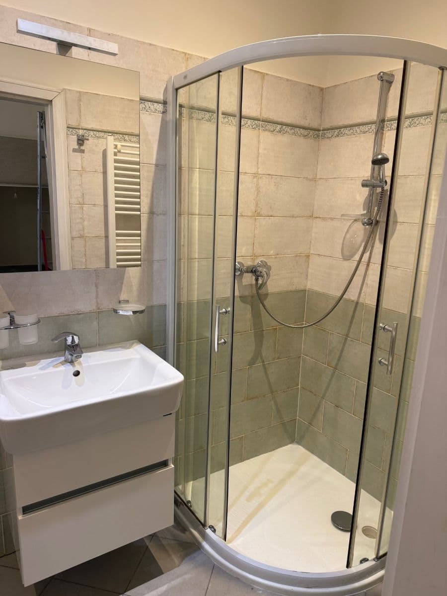 Pronájem bytu 2+1 78 m², Ruská, Praha, Praha Pronájem bytu 2+1 78 m², Ruská, Praha, Praha