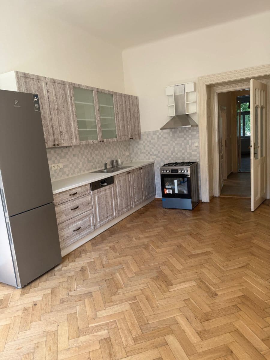 Pronájem bytu 2+1 78 m², Ruská, Praha, Praha Pronájem bytu 2+1 78 m², Ruská, Praha, Praha