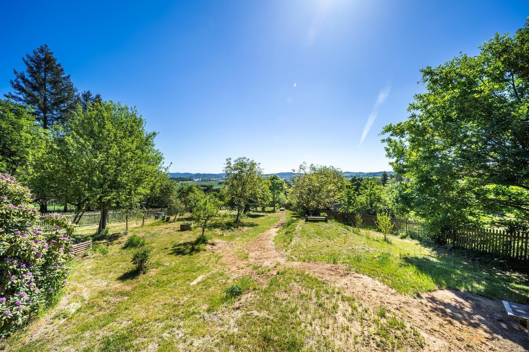 Prodej chaty, chalupy 50 m², pozemek 2.198 m², Strunkovice nad Blanicí, Jihočeský kraj Prodej chaty, chalupy 50 m², pozemek 2.198 m², Strunkovice nad Blanicí, Jihočeský kraj