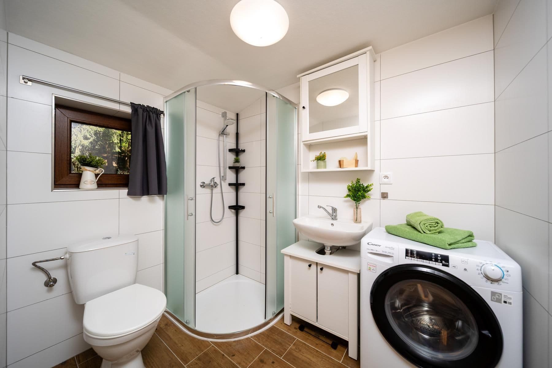 Prodej chaty, chalupy 50 m², pozemek 2.198 m², Strunkovice nad Blanicí, Jihočeský kraj Prodej chaty, chalupy 50 m², pozemek 2.198 m², Strunkovice nad Blanicí, Jihočeský kraj