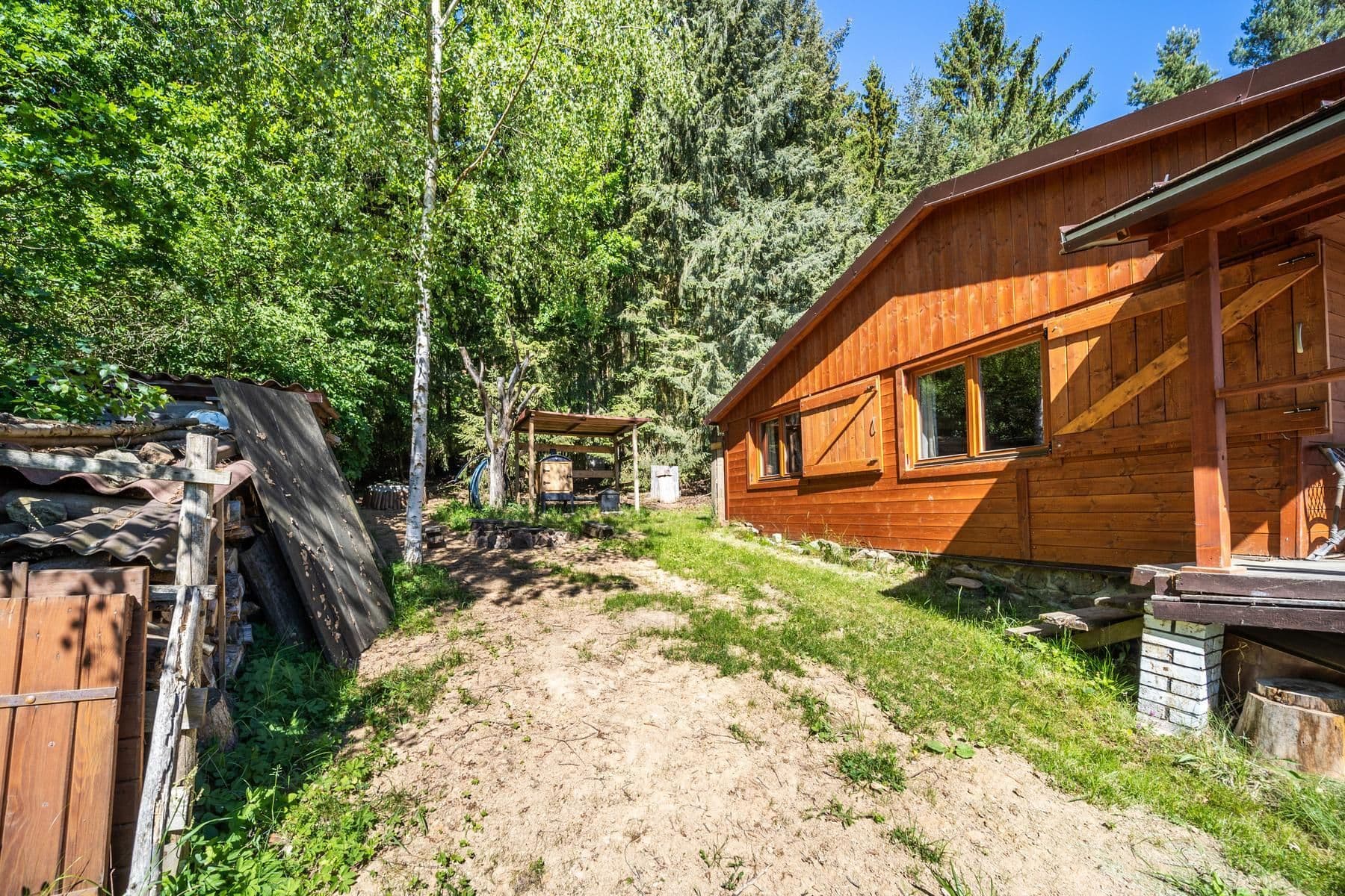 Prodej chaty, chalupy 50 m², pozemek 2.198 m², Strunkovice nad Blanicí, Jihočeský kraj Prodej chaty, chalupy 50 m², pozemek 2.198 m², Strunkovice nad Blanicí, Jihočeský kraj