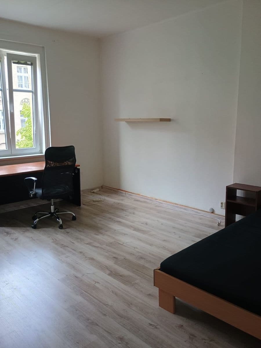 Pronájem bytu 1+1 45 m², U Nemocnice, Ústí nad Labem, Ústecký kraj Pronájem bytu 1+1 45 m², U Nemocnice, Ústí nad Labem, Ústecký kraj