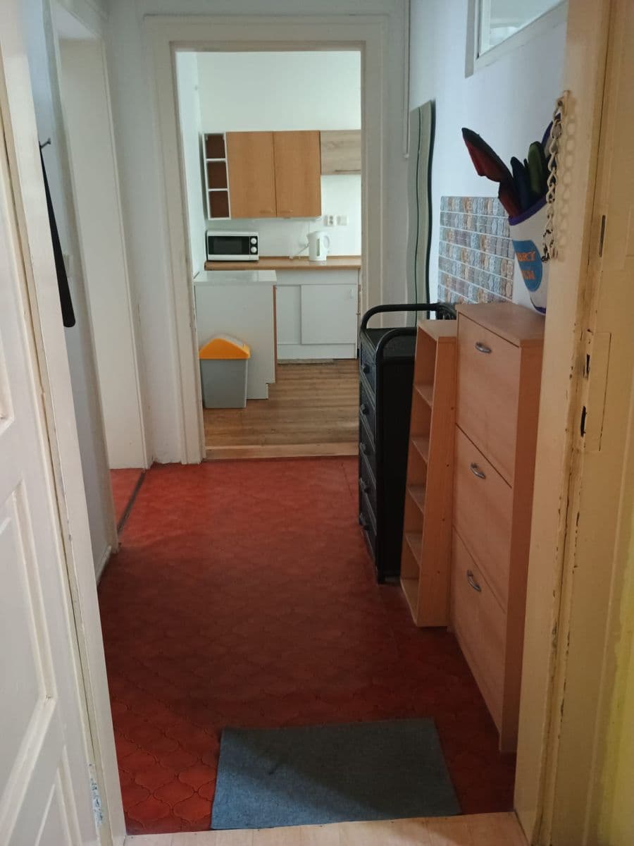 Pronájem bytu 1+1 45 m², U Nemocnice, Ústí nad Labem, Ústecký kraj Pronájem bytu 1+1 45 m², U Nemocnice, Ústí nad Labem, Ústecký kraj