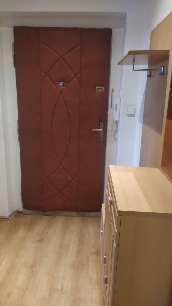 Pronájem bytu 1+1 36 m², Pasteurova, Ústí nad Labem, Ústecký kraj Pronájem bytu 1+1 36 m², Pasteurova, Ústí nad Labem, Ústecký kraj