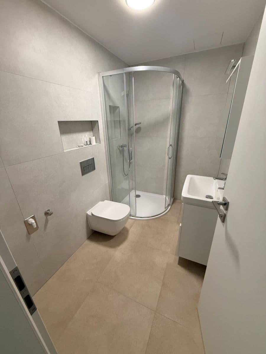 Pronájem bytu 2+kk 66 m², Zahradní, Plzeň, Plzeňský kraj Pronájem bytu 2+kk 66 m², Zahradní, Plzeň, Plzeňský kraj