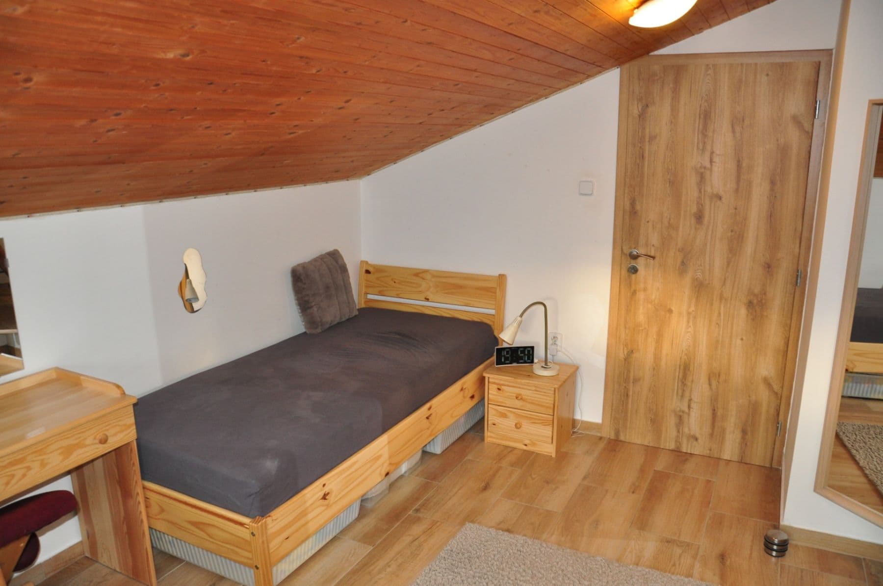 Prodej domu 181 m², pozemek 396 m², V Zahrádkách, Hradištko, Středočeský kraj Prodej domu 181 m², pozemek 396 m², V Zahrádkách, Hradištko, Středočeský kraj