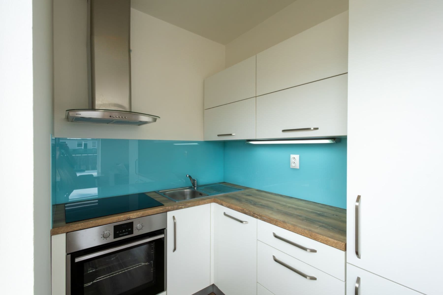 Pronájem bytu 2+kk 45 m², Pod Harfou, Praha, Praha Pronájem bytu 2+kk 45 m², Pod Harfou, Praha, Praha