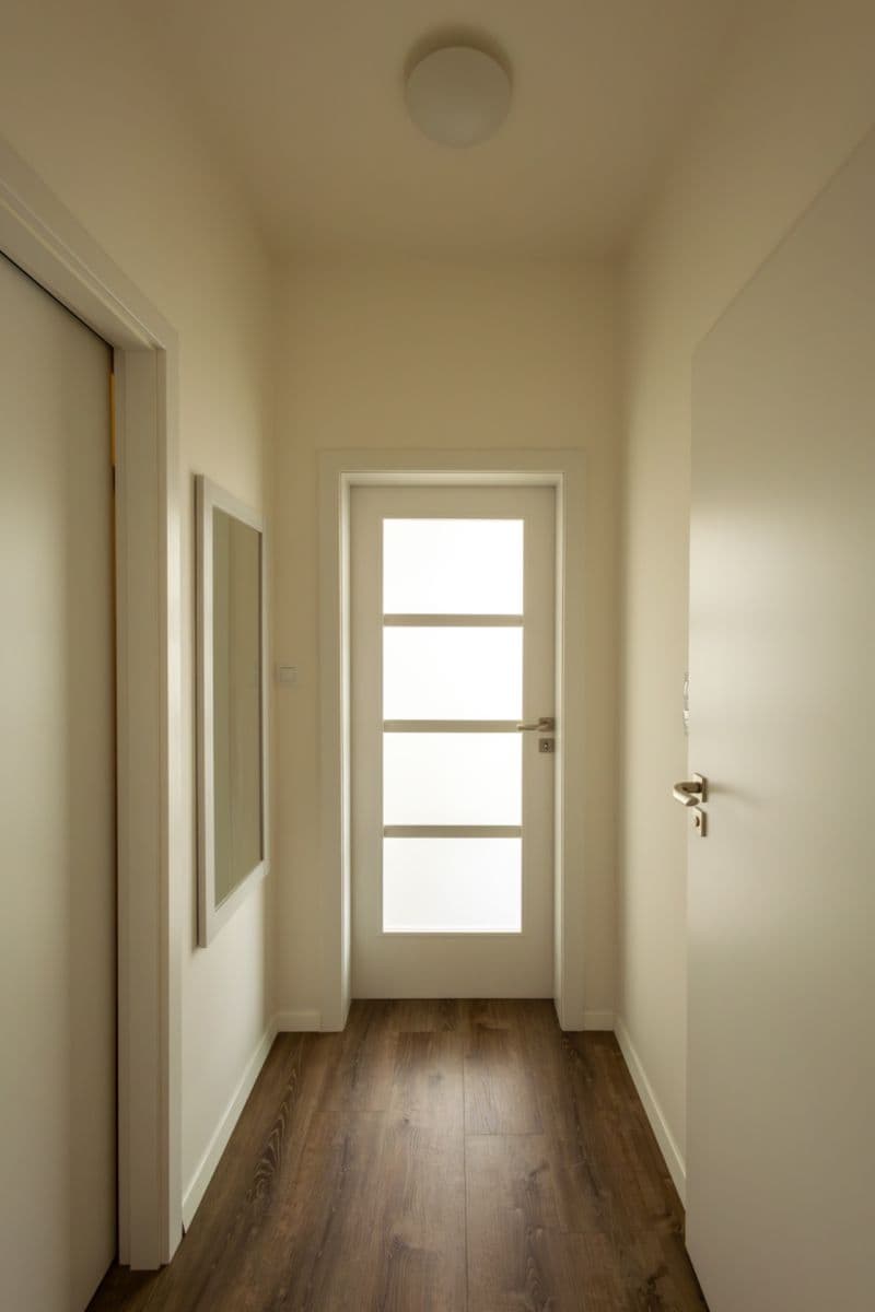 Pronájem bytu 2+kk 45 m², Pod Harfou, Praha, Praha Pronájem bytu 2+kk 45 m², Pod Harfou, Praha, Praha
