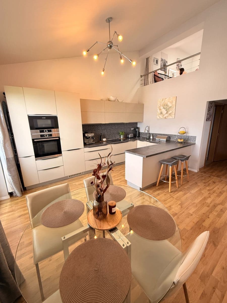 Prodej bytu 4+kk 92 m², Bolzanova, Chýně, Středočeský kraj Prodej bytu 4+kk 92 m², Bolzanova, Chýně, Středočeský kraj