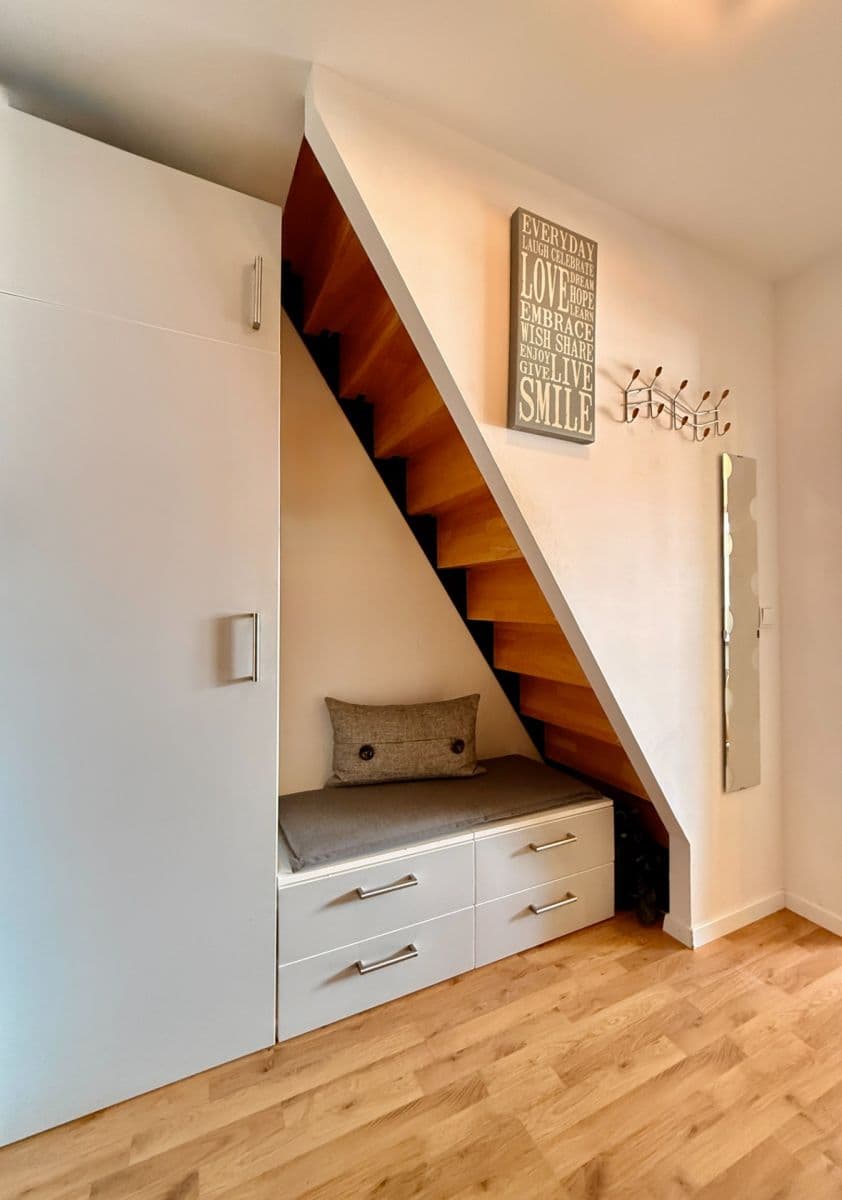 Prodej bytu 4+kk 92 m², Bolzanova, Chýně, Středočeský kraj Prodej bytu 4+kk 92 m², Bolzanova, Chýně, Středočeský kraj